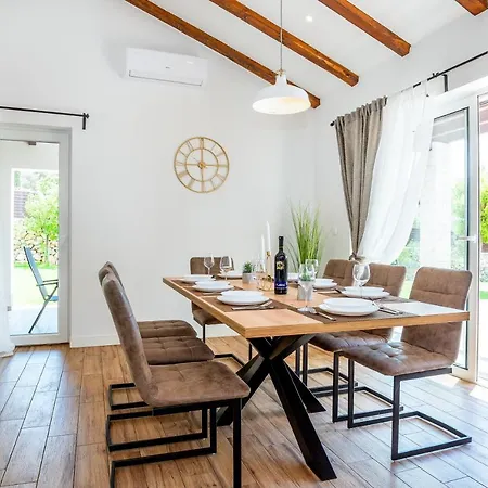 Sunrise * 希贝尼克