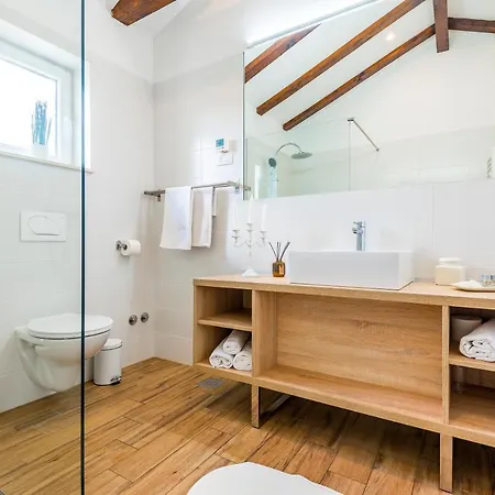 Sunrise 希贝尼克