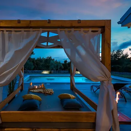 别墅 Sunrise 希贝尼克